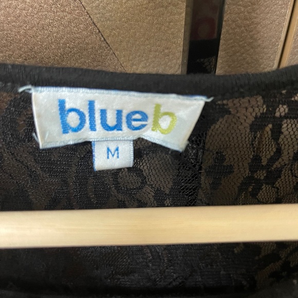 Beautiful black dress - Picture 4 of 6